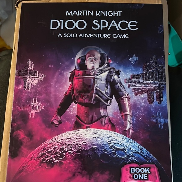 Martin knight‎ D100 Space book one - Picture 1 of 3